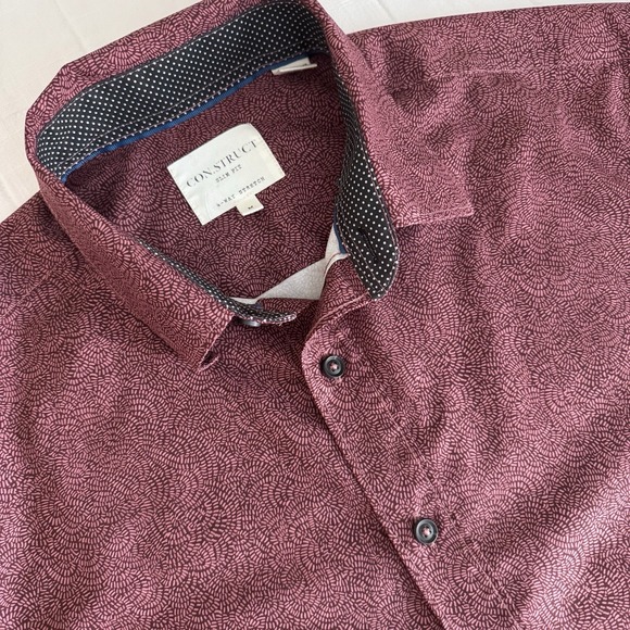 Other - Construct Slim Fit Button Down Mens MEDIUM Long Sleeve. Maroon All Over Print‎